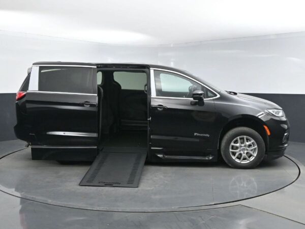 Black Chrysler Pacifica with BraunAbility Side Entry Automatic In Floor conversion