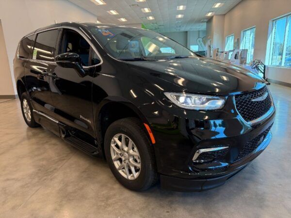 Black Chrysler Pacifica with BraunAbility Side Entry Automatic Fold Out conversion