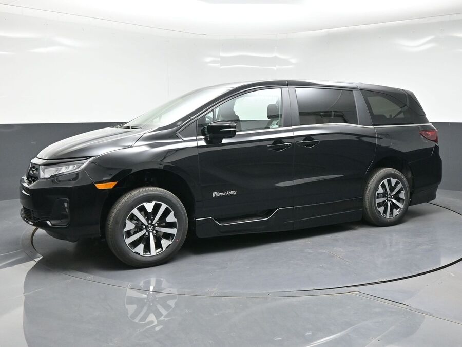 Black Honda Odyssey with BraunAbility Side Entry Automatic In Floor conversion