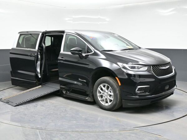 Black Chrysler Pacifica with BraunAbility Side Entry Automatic In Floor conversion