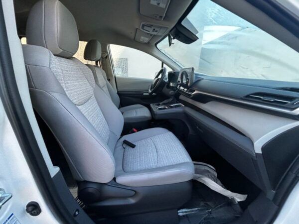 White Toyota Sienna with Vantage Mobility Side Entry Automatic In Floor conversion
