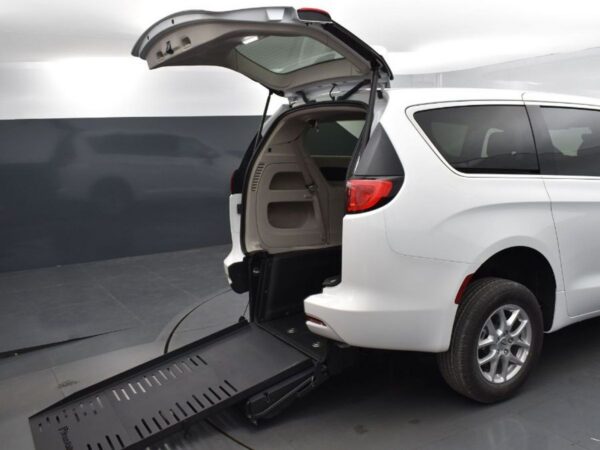 White Chrysler Voyager with BraunAbility Rear Entry Manual Fold Out conversion