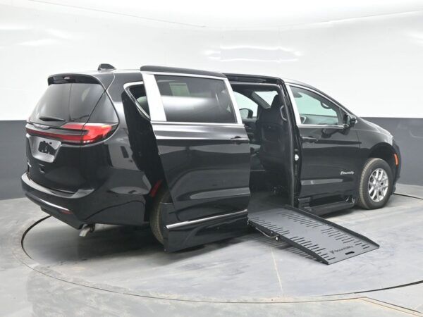Black Chrysler Pacifica with BraunAbility Side Entry Automatic Fold Out conversion